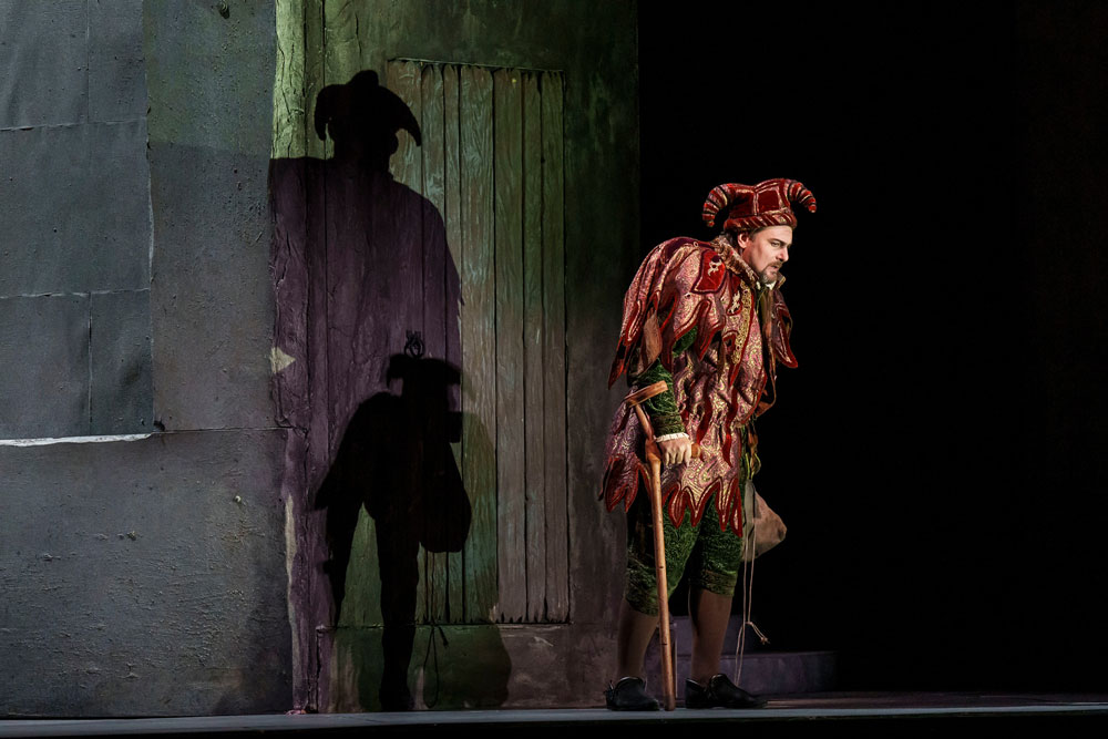 Lyric Launches New Season with a Dazzling Rigoletto